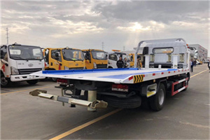 伊犁哈萨克汽车救援补胎