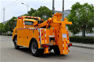 伊犁哈萨克高速路拖车费